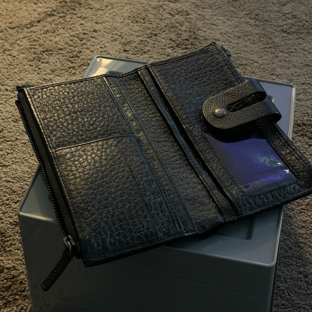 Black Textured Wallet